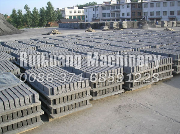 Hydraulic brick machine production field